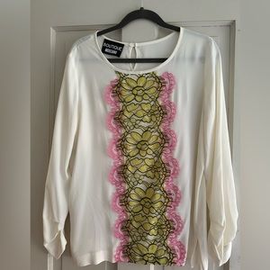 Beautiful top with lace detail my Moschino
